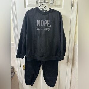 SHEIN black sweatsuit top and bottom